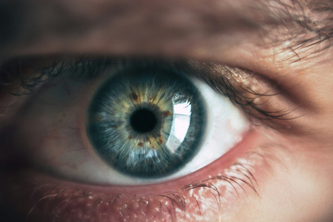 Hooded Eyes